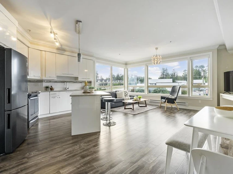 411-19228 64, Surrey, BC, V3S 7C9 - 5