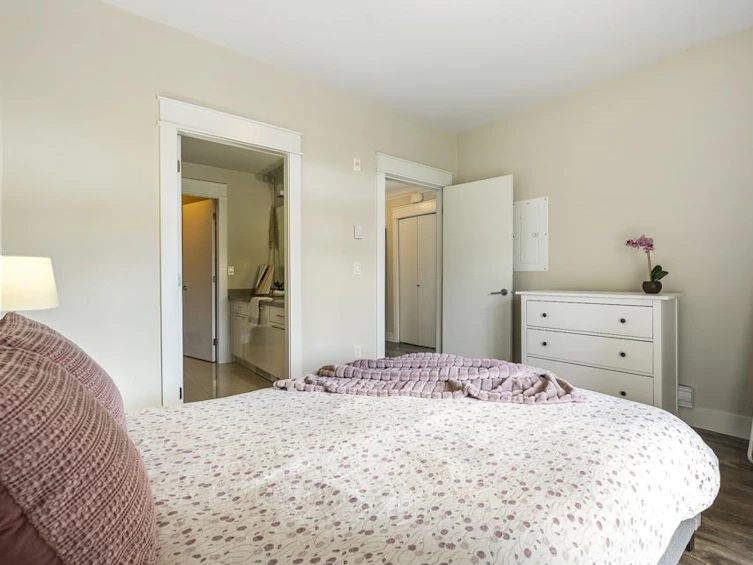 411-19228 64, Surrey, BC, V3S 7C9 - 16