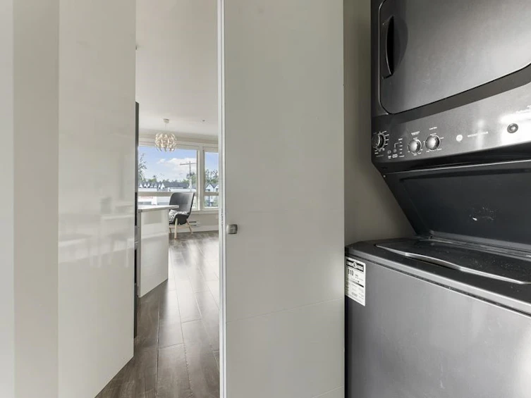 411-19228 64, Surrey, BC, V3S 7C9 - 21