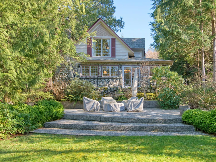 5487 Brooks Road, Halfmoon Bay, BC, V7Z 1G1 - 4