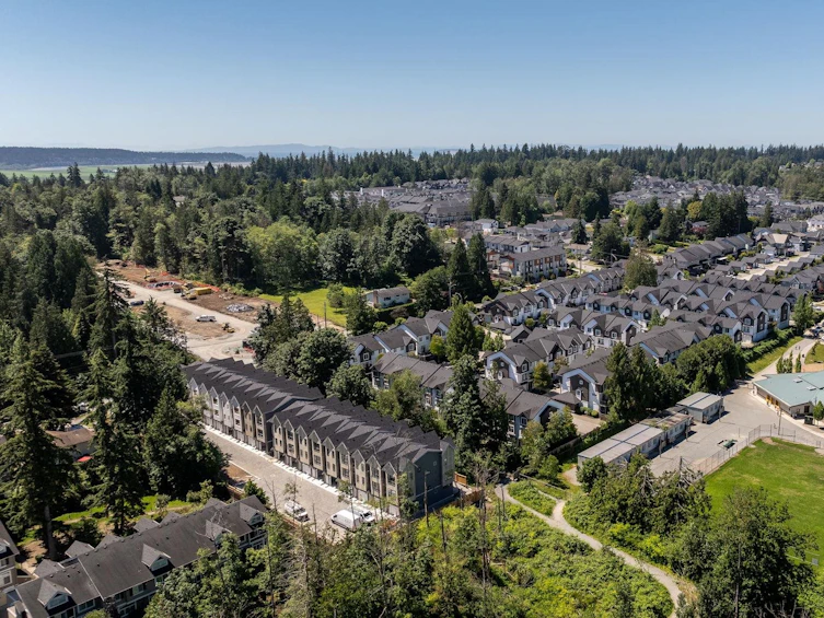 33-14271 60, Surrey, BC, V3X 2N4 - 32