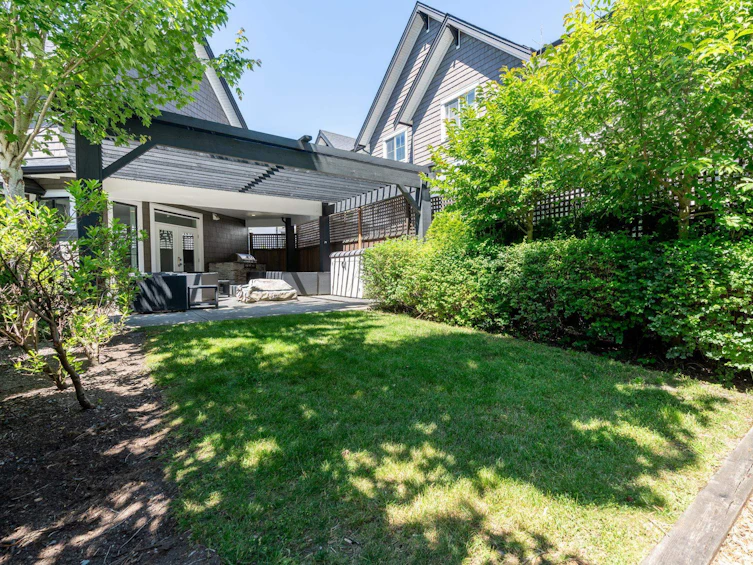 33-14271 60, Surrey, BC, V3X 2N4 - 39
