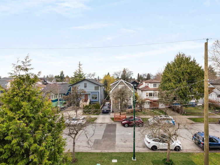 334 E 35th Avenue, Vancouver, BC, V5W 1A8 - 30