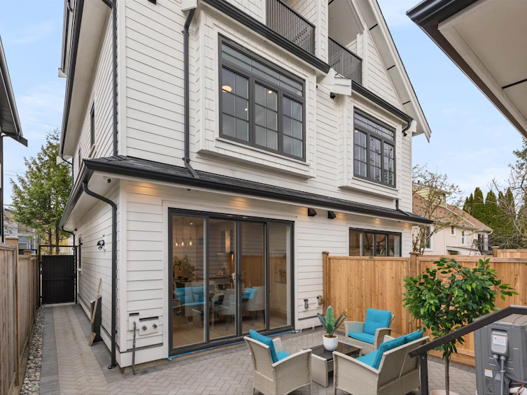 334 E 35th Avenue, Vancouver, BC, V5W 1A8 - 34
