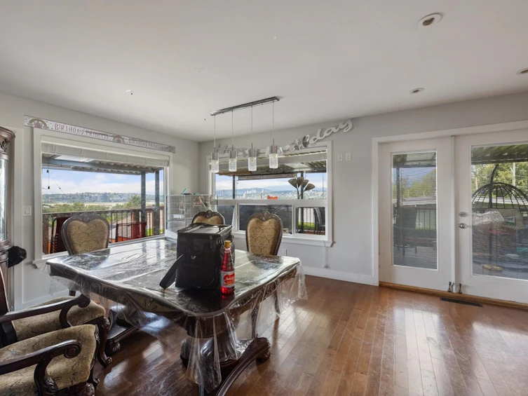 11385 136a Street, Surrey, BC, V3R 3C4 - 4