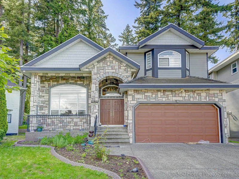 9129 122nd Street, Surrey BC V3V 8C9
