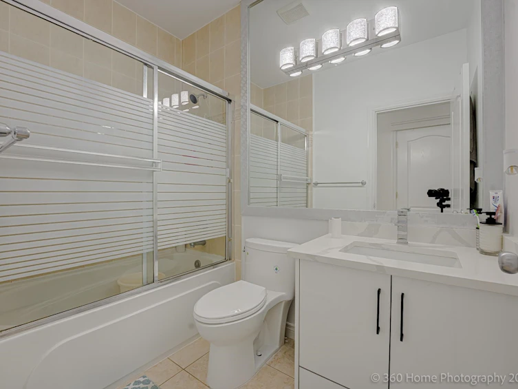 9129 122 Street, Surrey, BC, V3V 8C9 - 9