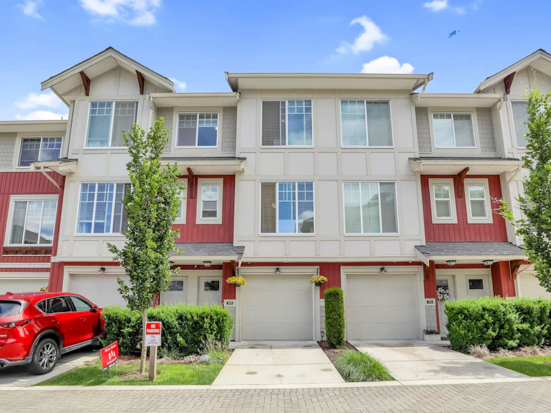 102 - 20498 82nd Avenue, Langley BC