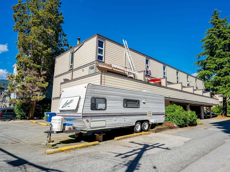 7-1535 St. Georges Ave Avenue, North Vancouver, BC, V7L 3J6 - 4