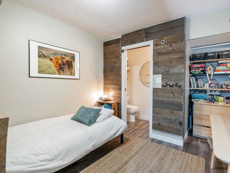 7-1535 St. Georges Ave Avenue, North Vancouver, BC, V7L 3J6 - 14