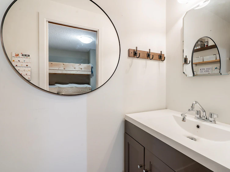 7-1535 St. Georges Ave Avenue, North Vancouver, BC, V7L 3J6 - 20