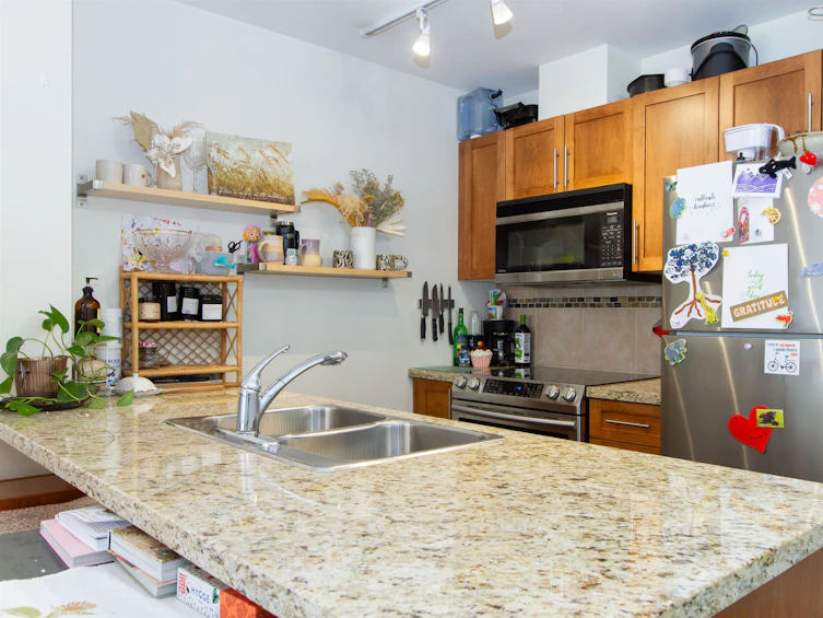 207-1211 Village Green Way, Squamish, BC, V8B 0R7 - 11