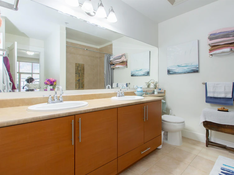 207-1211 Village Green Way, Squamish, BC, V8B 0R7 - 13
