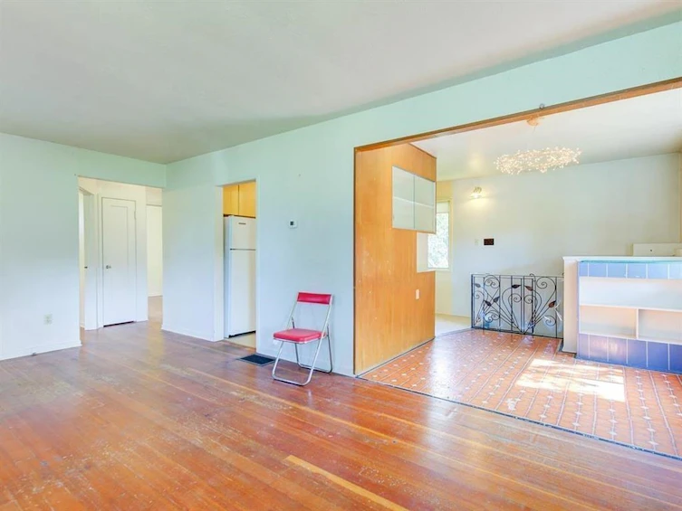 3581 Haida Drive, Vancouver, BC, V5M 3Y9 - 9