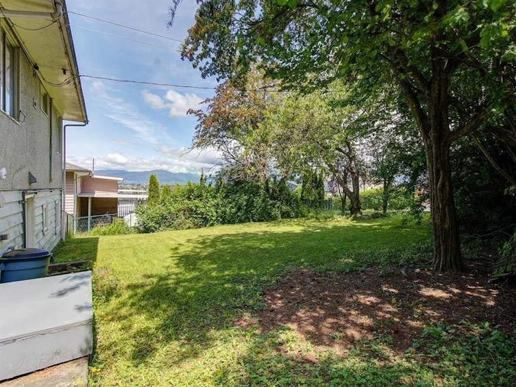3581 Haida Drive, Vancouver, BC, V5M 3Y9 - 23