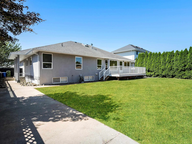 44365 Elsie Place, Chilliwack, BC, V2R 5L1 - 38