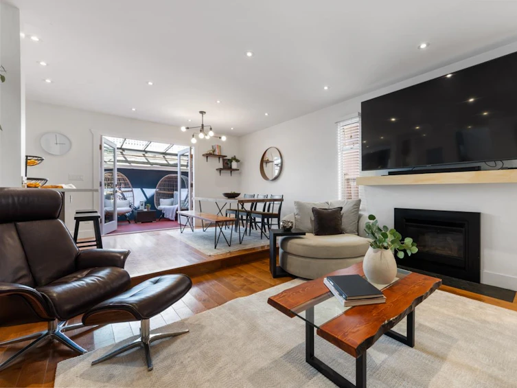 3111 West 6th Avenue, Vancouver, BC, V6K 1X5 - 5