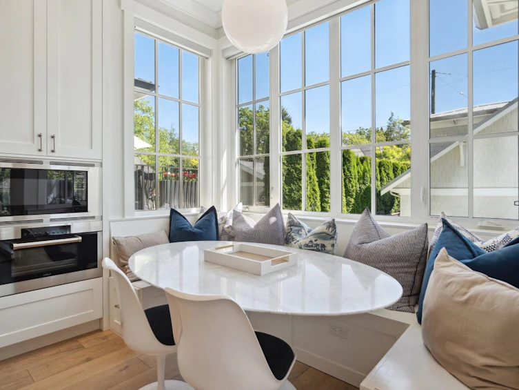 2596 W 14th Avenue, Vancouver, BC, V6K 2W7 - 7