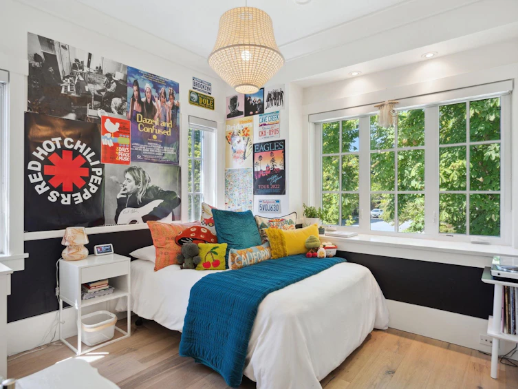 2596 W 14th Avenue, Vancouver, BC, V6K 2W7 - 10