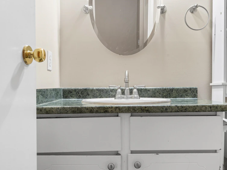 122-13714 67, Surrey, BC, V3W 6X6 - 16