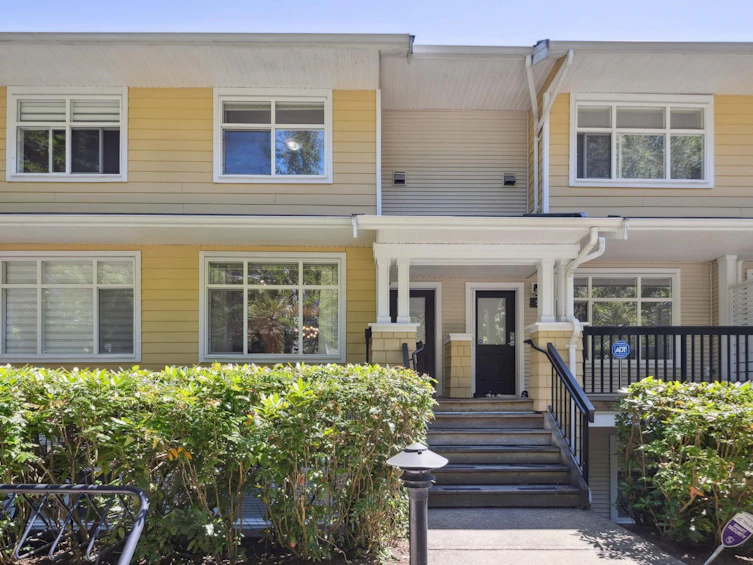 8-6878 Southpoint Drive, Burnaby, BC, V3N 5E4 - 2