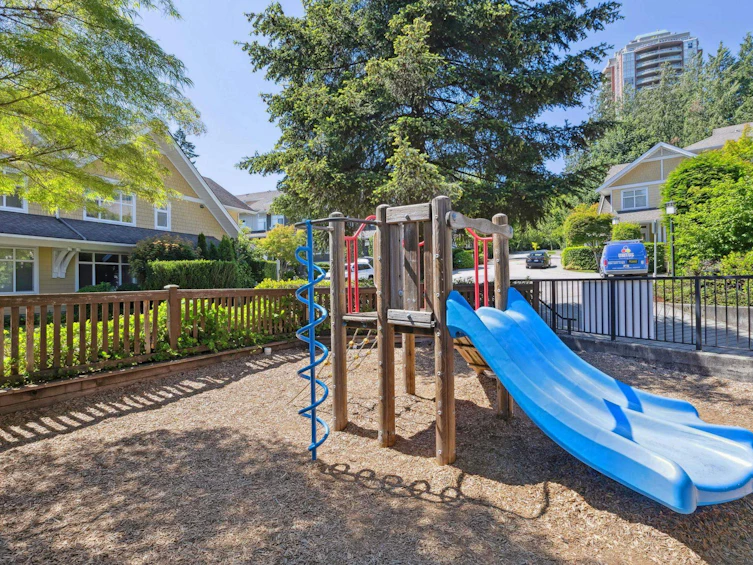 8-6878 Southpoint Drive, Burnaby, BC, V3N 5E4 - 20