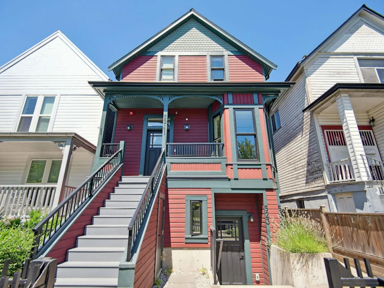 521 Union Street, Vancouver, BC, V6A 2B7