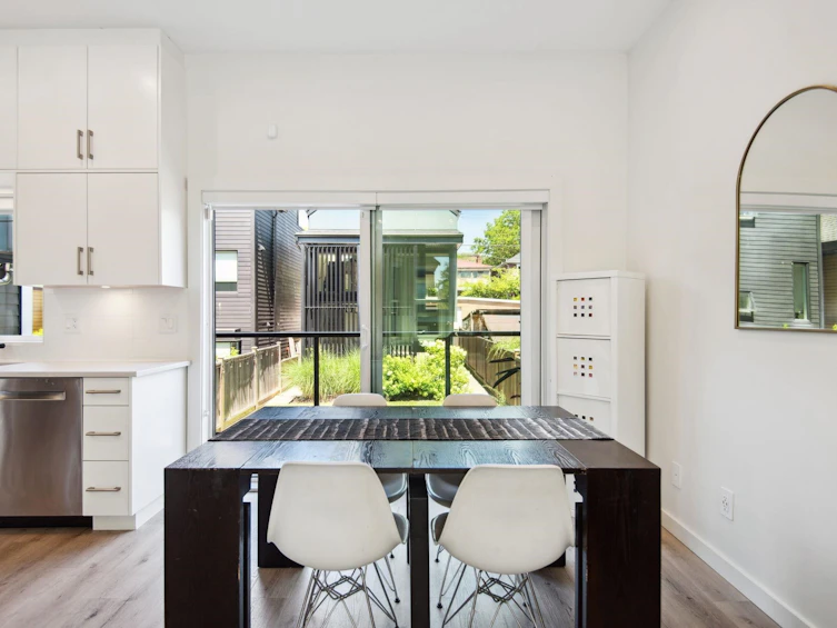 521 Union Street, Vancouver, BC, V6A 2B7 - 14