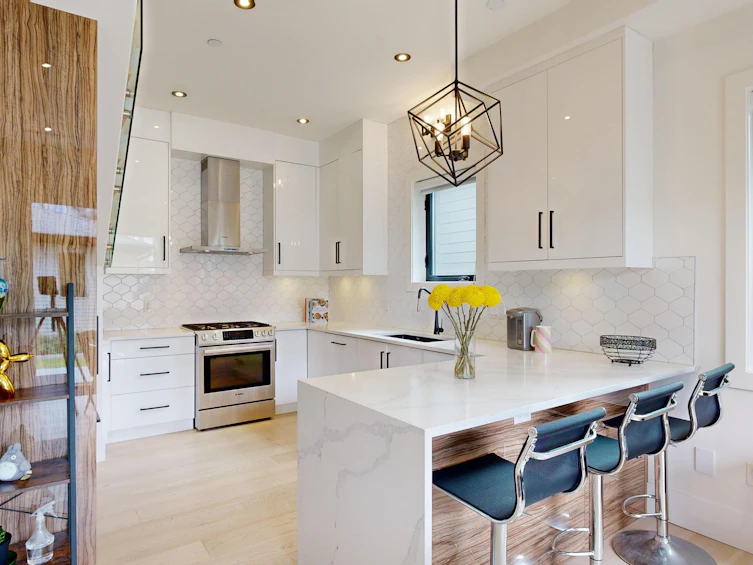 956 E 10th Avenue, Vancouver, BC, V5T 2B2 - 8