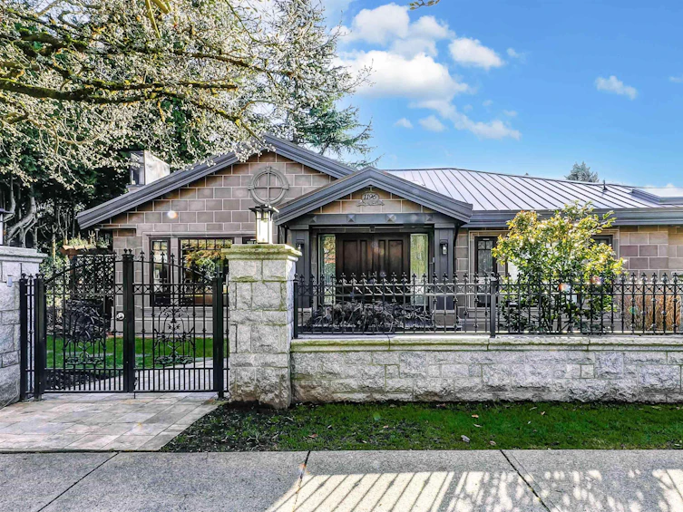 1196 West 54th Avenue, Vancouver, BC, V6P 1N1 - 3