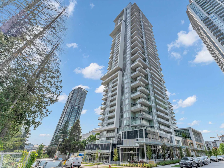 818-13350 Central, Surrey, BC, V3T 0S1 - 18