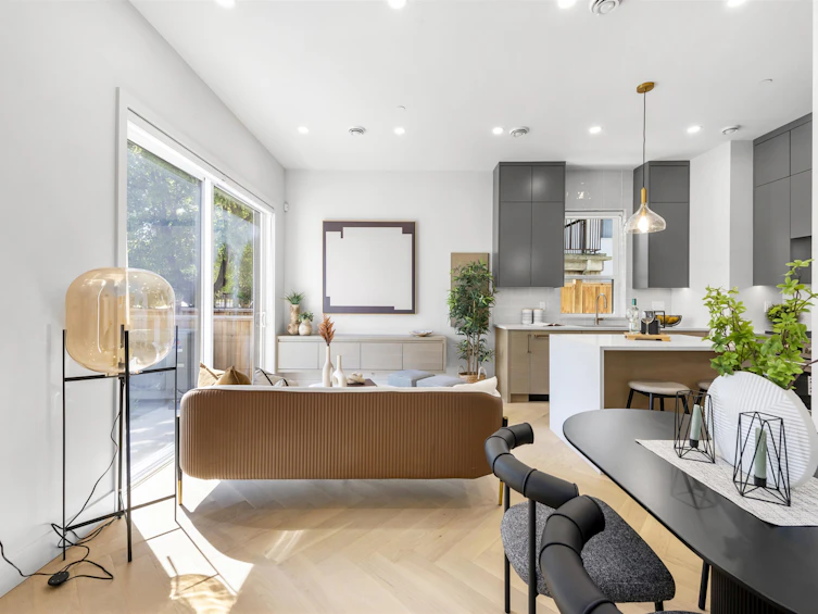 3361 Kaslo Street, Vancouver, BC, V5M 2R1 - 5