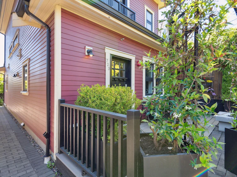 723 Union Street, Vancouver, BC, V6A 2C3 - 24