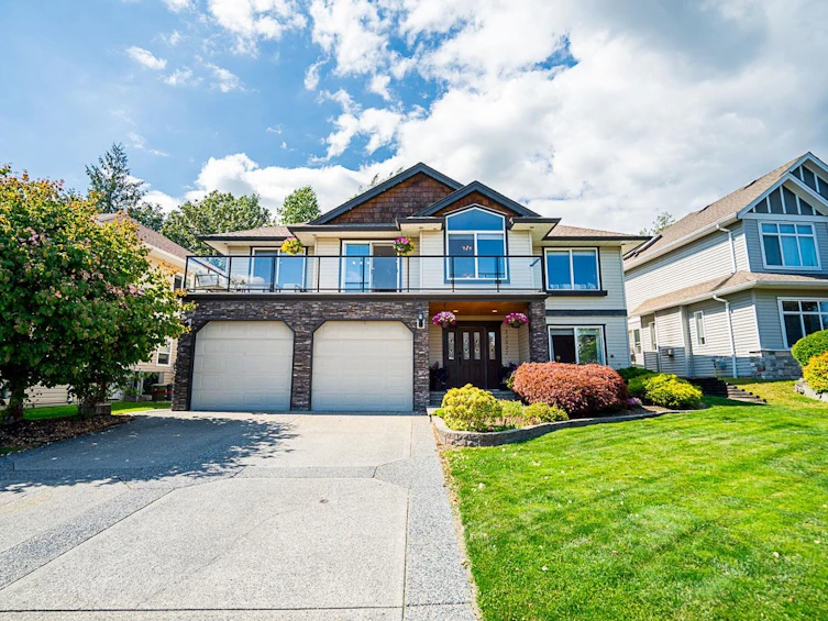 33527 12th Avenue, Mission, BC, V2V 6Z6
