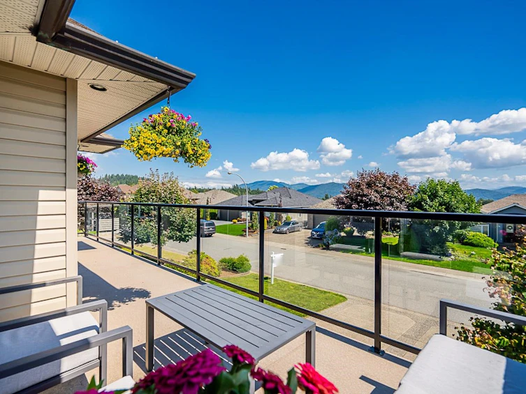 33527 12th Avenue, Mission, BC, V2V 6Z6 - 3