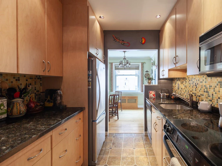 103-1878 Robson Street, Vancouver, BC, V6G 1E3 - 12