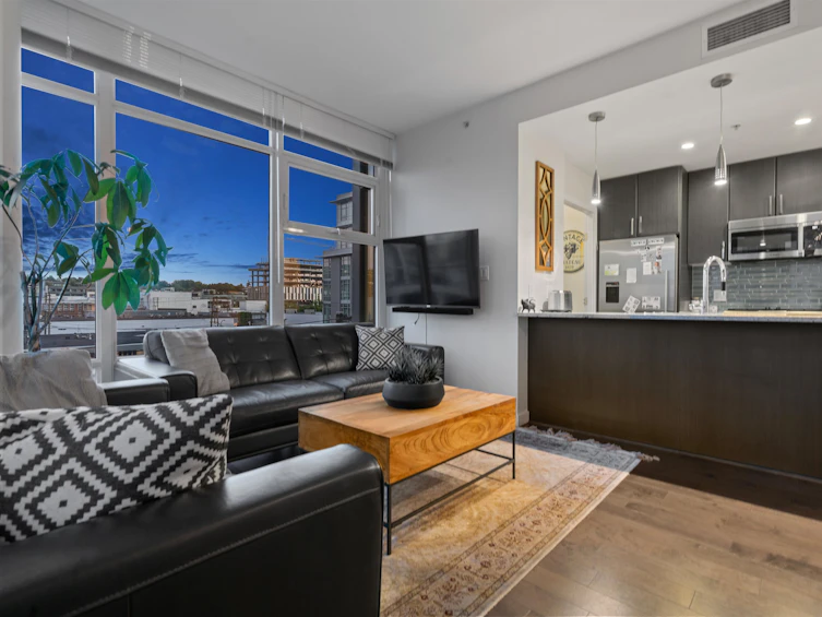 602-38 West 1st Avenue, Vancouver, BC, V5Y 0K3 - 4