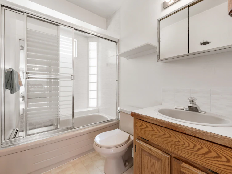 18789 92 Avenue, Surrey, BC, V4N 3Z1 - 24