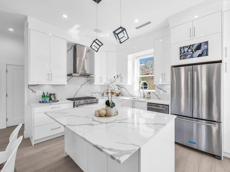 7506 Prince Edward Street, Vancouver, BC, V5X 3R3 - 8