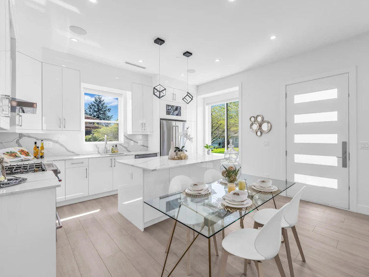 7506 Prince Edward Street, Vancouver, BC, V5X 3R3 - 9
