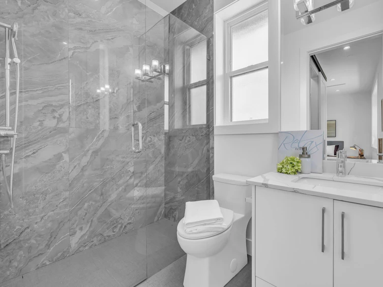 7506 Prince Edward Street, Vancouver, BC, V5X 3R3 - 16
