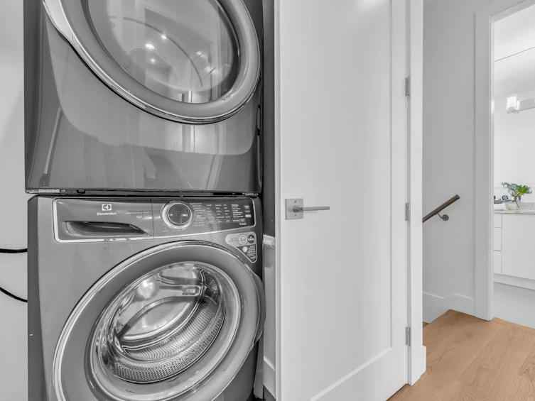 7506 Prince Edward Street, Vancouver, BC, V5X 3R3 - 26