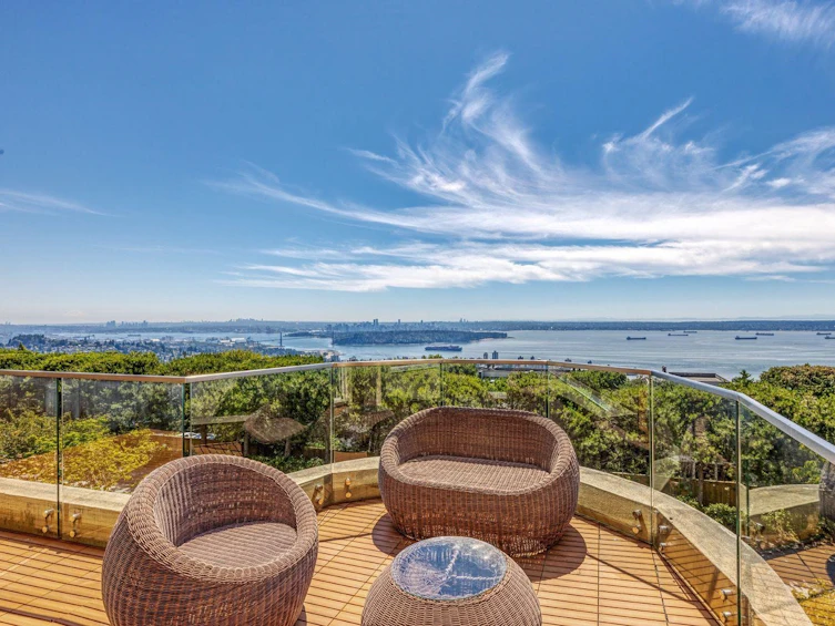 2382 Folkestone Way, West Vancouver, BC, V7S 3C8 - 3