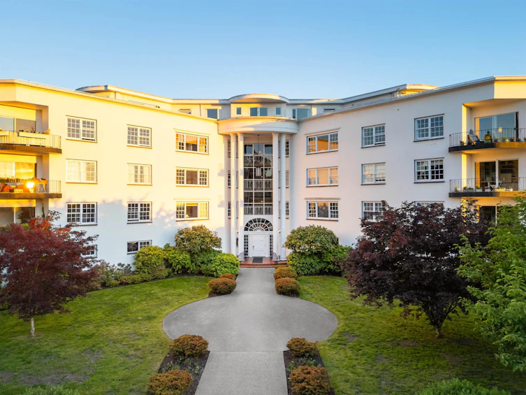 314-2890 Point Grey Road, Vancouver, BC, V6K 1A9 - 2