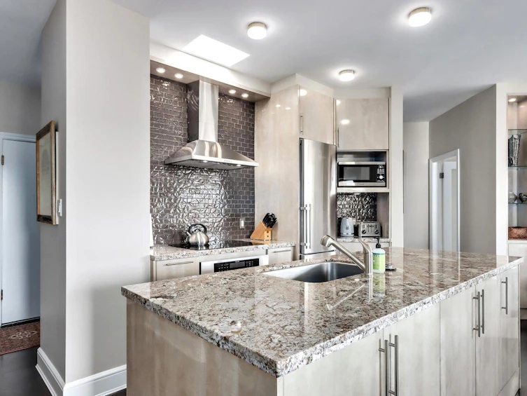 314-2890 Point Grey Road, Vancouver, BC, V6K 1A9 - 10