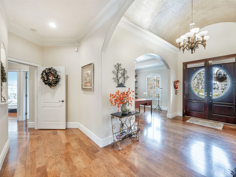 2313 Chantrell Park Drive, Surrey, BC, V4A 9W8 - 3