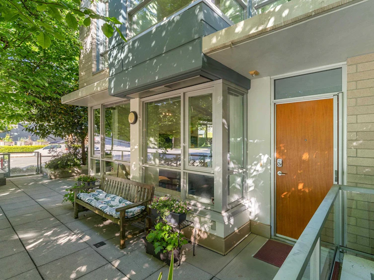 188 Chesterfield Avenue, North Vancouver, BC, V7M 0A4 - 2