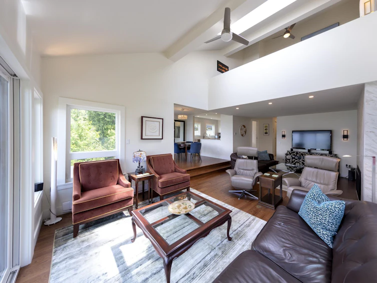 8598 Bedora Place, West Vancouver, BC, V7W 2W4 - 12