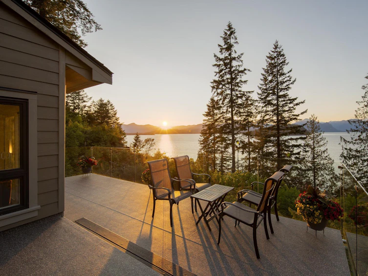 8598 Bedora Place, West Vancouver, BC, V7W 2W4 - 14