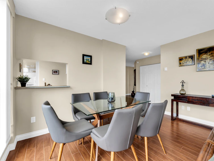 906-108 East 14th Street, North Vancouver, BC, V7L 2N3 - 2
